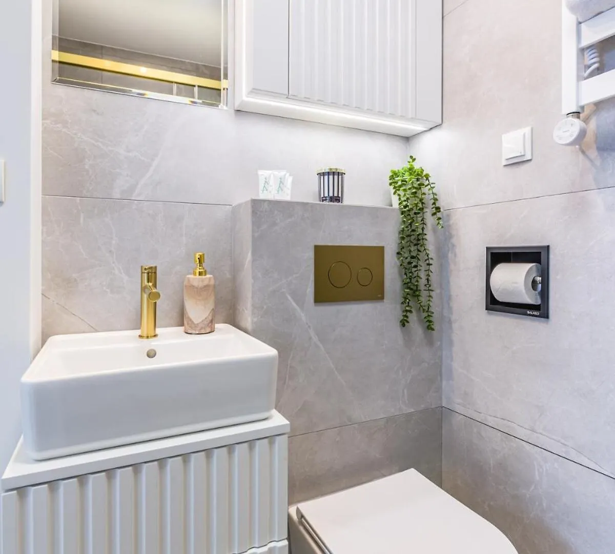 Wlr Apartments - Chmielna II Varšava